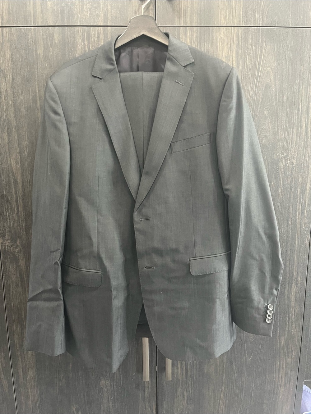 Zegna Drop 8 Men's Dark Gray Two-Button Tailored Suit Jacket. Extra slim fit